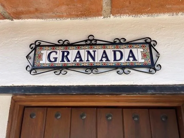B&B Sol y Monte Álora Bed and breakfast