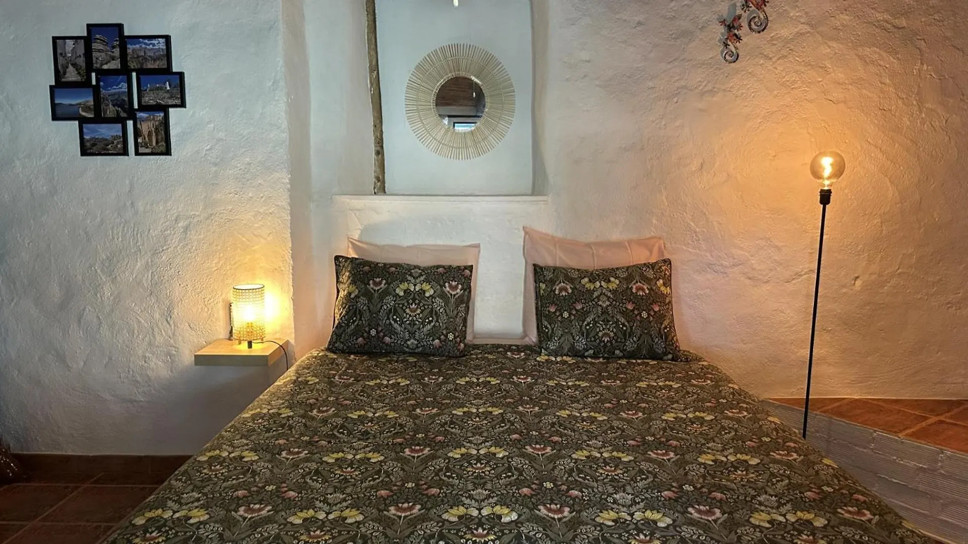 Bed and breakfast B&B Sol y Monte Álora